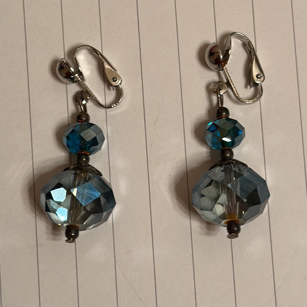 Vintage Necklace & Clip earring set w/Aurora Borealis Crystals & Glass beads - Picture 3 of 7